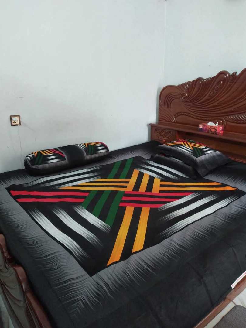 Exclusive 100% Cotton Bed Sheet 7.5 feet by 8 feet
